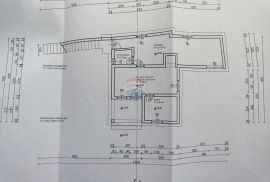 Tisno, prekrasno imanje 5003 m2; maslinik s legaliziranim objektom, Tisno, Terreno