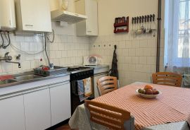 Zagreb, Donji grad - stan 120 m2, 4 sobe, parkirno mjesto, Donji Grad, Apartamento