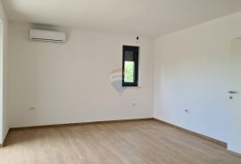 Poreč okolica: Stan na 1. katu moderne novogradnje, Poreč, Appartement