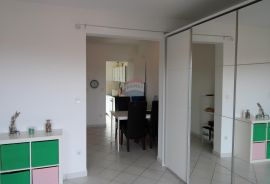 Simpatičan stan u Blizini Poreča s pogledom na more, Poreč, Appartment