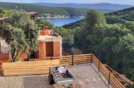 Istra, Peruški legalizirana kuća u prirodi sa pogledom na more, Marčana, House