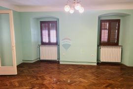 Rijeka CENTAR - poslovni prostor 120m2 najam prilika!, Rijeka, Commercial property