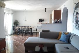 Istra, Poreč - okolica, stan 92m2 -konkretan i kvalitetan - 3km od Poreča, Poreč, Wohnung