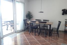 Istra, Poreč - okolica, stan 92m2 -konkretan i kvalitetan - 3km od Poreča, Poreč, Apartamento