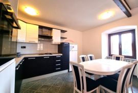 OPATIJA,VOLOSKO- stara jezgra, stan za najam, 60 m od mora, Opatija, Appartement