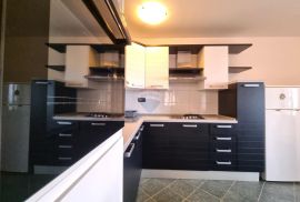 OPATIJA,VOLOSKO- stara jezgra, stan za najam, 60 m od mora, Opatija, Apartamento