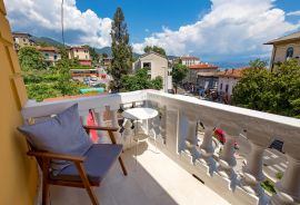 OPATIJA,LOVRAN- CENTAR, 2 kompletno renovirana apartmana, 90 m od mora, Lovran, Appartment