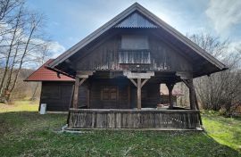 Gorski Kotar, Lukovo - drvena brvnara sa okućnicom  na osami, Vinodolska Općina, بيت