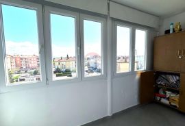 Stan,Umag,dvije spavaće sobe,pogled more, Umag, Apartamento