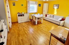 Istra, Valdebek stan 69m2, Pula, Appartement