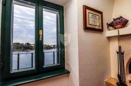 Stan I.red do mora na traženoj lokaciju u Rovinju, Rovinj, Flat