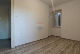 Rijeka, Banderovo - 2 SKL na 1. katu sa otvorenim pogledom, Rijeka, Appartment