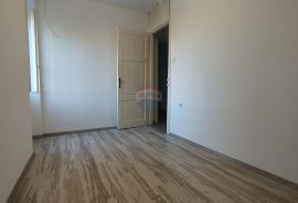 Rijeka, Banderovo - 2 SKL na 1. katu sa otvorenim pogledom, Rijeka, Appartment