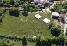 ISTRA, PIĆAN - Gr. zemljište 2000m2 + Polj. 4000m2, započeta gradnja, Pićan, Земля