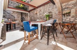 Rovinj, luksuzni Bed&Breakfast u povijesnom centru grada, Rovinj, Коммерческая недвижимость