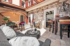 Rovinj, luksuzni Bed&Breakfast u povijesnom centru grada, Rovinj, Коммерческая недвижимость