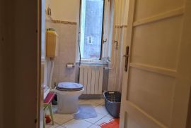 Rijeka, Centar, 4S kl. stan s liftom, Rijeka, Appartment