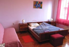 Rijeka, Centar, 4S kl. stan s liftom, Rijeka, Appartment