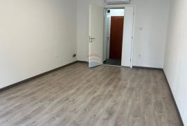 Rijeka, Korzo – Poslovni prostor površine 30 m2, Rijeka, Propiedad comercial