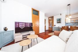 Zagreb, Dobri dol, 2 soban stan sa balkonom + PM, Zagreb, Apartamento