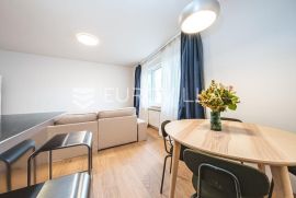 Zagreb, Donji Grad, Branimirova novouređen dvosoban stan 42 m2, Zagreb, Apartamento