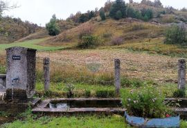 Ogulin , Modruš - Prodaje se imanje uz potok, Josipdol, Famiglia