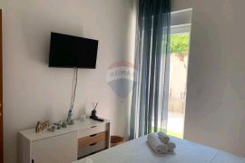 Ičići - stan 2s+db sa bazenom, Opatija - Okolica, Apartamento