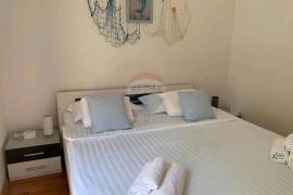 Ičići - stan 2s+db sa bazenom, Opatija - Okolica, Appartement