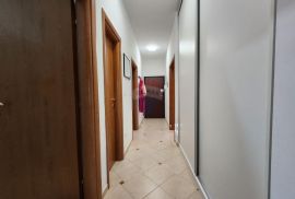 Ičići - stan 2s+db sa bazenom, Opatija - Okolica, Apartamento