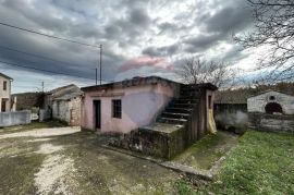 Rovinj, okolica, lijepa obiteljska kuća sa zemljištem i objektom, Rovinj, Maison