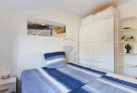 Novigrad , stan na atraktivnoj lokaciji s panoramskim pogledom, Novigrad, Appartment