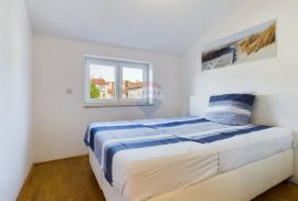 Novigrad , stan na atraktivnoj lokaciji s panoramskim pogledom, Novigrad, Apartamento