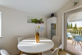 Novigrad , stan na atraktivnoj lokaciji s panoramskim pogledom, Novigrad, Appartement