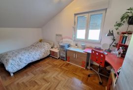 KASTAV - trosobni stan s garažom, Kastav, Apartamento