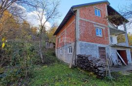 Gorski Kotar, Plemenitaš - samostojeća kuća na prostranoj okućnici 5522 m2, Vrbovsko, Maison