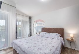 Istra, Poreč okolica moderna apartmanska kuća sa 5 stambenih jedinica, Poreč, Maison