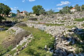 Otok Krk, okolica Šila - građevinsko zemljište na mirnoj lokaciji, Dobrinj, Zemljište