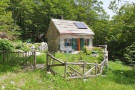 Kućica Na Velebitu, Senj, House