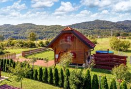 LIČKO LEŠĆE, kuća za odmor sa bazenom, Otočac, House