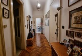 Rijeka, Centar, Stan 3skl, površine 80m2, Rijeka, Apartamento