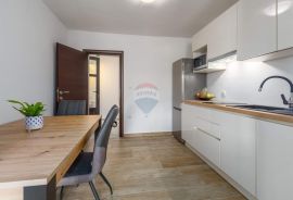 Istra, Medulin, Apartmanska kuća s 7 apartmana i bazenom, Medulin, Famiglia