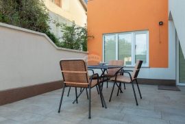 Istra, Medulin, Apartmanska kuća s 7 apartmana i bazenom, Medulin, بيت