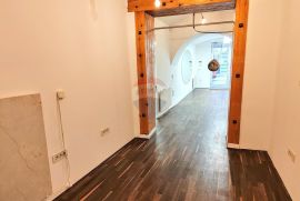 Zagreb; Donji grad, lokal 40m2 na odličnoj lokaciji, Donji Grad, Propiedad comercial