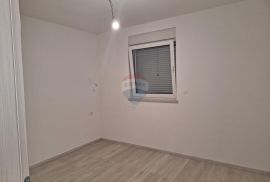 Crikvenica, Kostelj- kvalitetna novogradnja 54m2 sa 80m2 okućnice, Vinodolska Općina, Stan