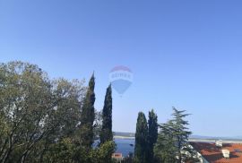 DRAMALJ,samostojeća kuća sa tri stana, Crikvenica, Maison