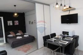 Istra - Rovinj centar - lijepi jednosoban stan 47 m2, Rovinj, Appartement