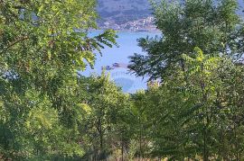 Baška - polj. zemljište, prekrasan pogled, pomoćni objekt, Baška, Terrain