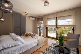 Opatija, Ičići-stan u prizemlju za najam s pogledom na more, bazen, Opatija - Okolica, Apartamento