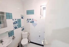 Crikvenica,Selce, Kuća s 3 apartmana i pogledom na more, Crikvenica, Haus