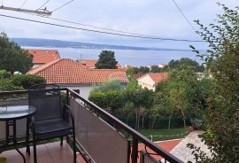 Crikvenica,Selce, Kuća s 3 apartmana i pogledom na more, Crikvenica, Haus